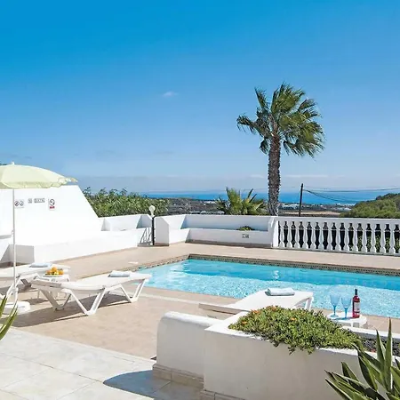 Villa La Asomada Sleeps 6 Pool Wifi